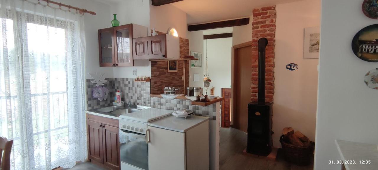 Liammarco Appartement Plaški Buitenkant foto